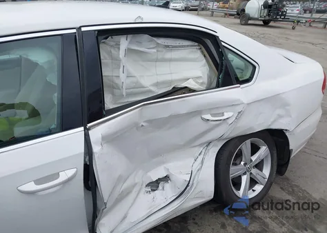 2015 Volkswagen Passat 2.0L Tdi Se from USA, damaged, VIN 1VWBV7A37FC071437